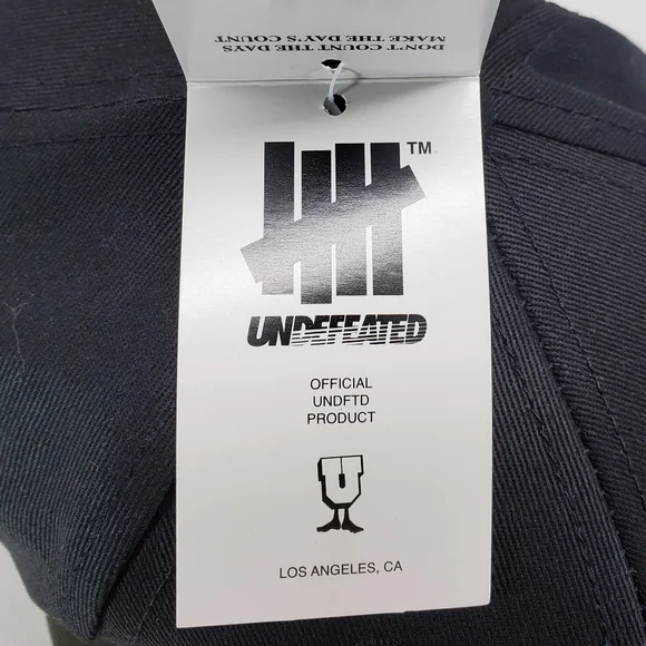Undefeated Snapback - Picture 4 of 5